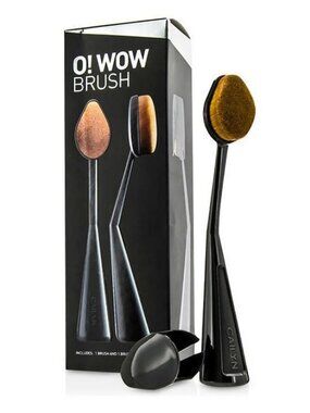 Cailyn Cosmetics O! Wow Makeup Face Brush - Flawlessly Blending